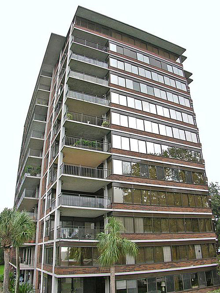 6000 On the River Condominium